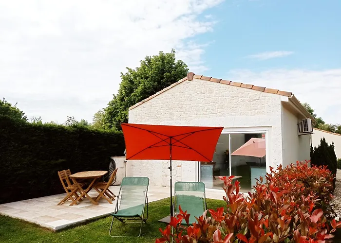 Joli Independant 2 A 4 Personnes, Au Calme, Serviettes & Draps Fournis, Wifi, Climatisation, Parking Gratuit Lejlighed