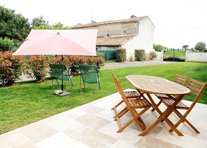 Joli Independant 2 A 4 Personnes, Au Calme, Serviettes & Draps Fournis, Wifi, Climatisation, Parking Gratuit Apartment *